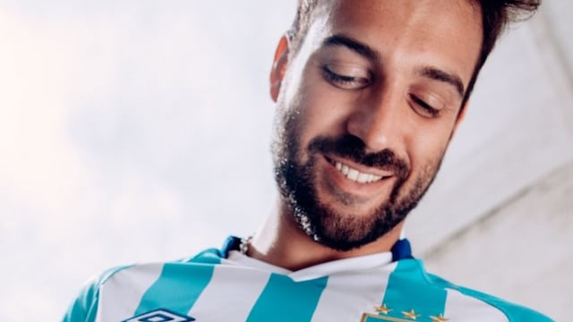 Atlético Tucumán presentó su nueva camiseta.