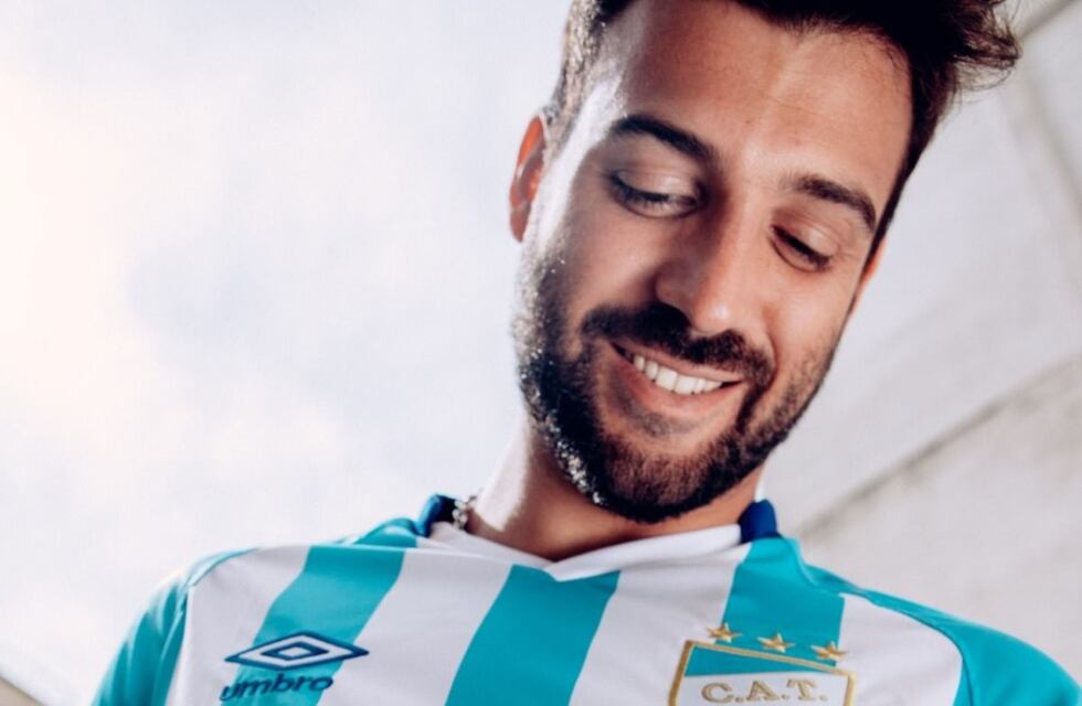 El “Decano” presentó su nueva camiseta