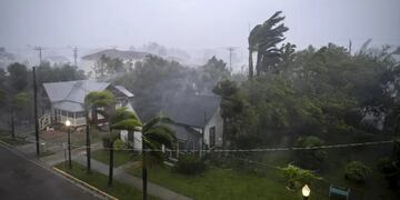 Huracán Ian destrozando Florida.
