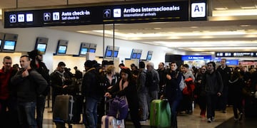 Ezeiza. Fue atrapado en diciembre de 2006 en el aeropuerto de Ezeiza con 2,8 kilos de cocaína. (DYN/Archivo)