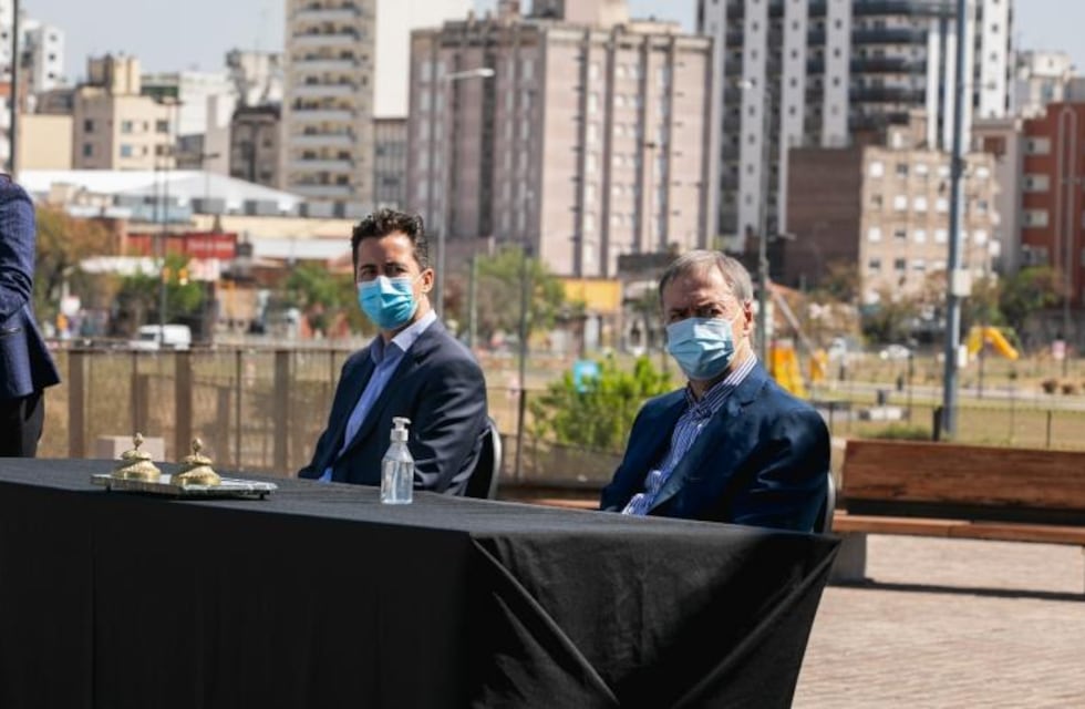 Operan a Juan Schiaretti: delegó en Manuel Calvo las funciones de Gobernador