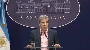 El ministro de Economía, Luis Caputo, anunció que se retira el capítulo fiscal de la ley ómnibus. Foto: Los Andes