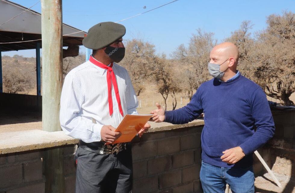 La agrupación Gaucha “Nicanor Paz” recibió una ayuda del municipio