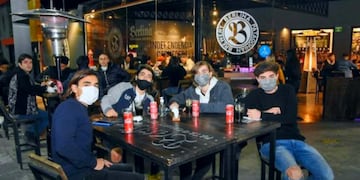 Se analiza cómo se aplicarán las restricciones a la circulación nocturna que decretará Nación.