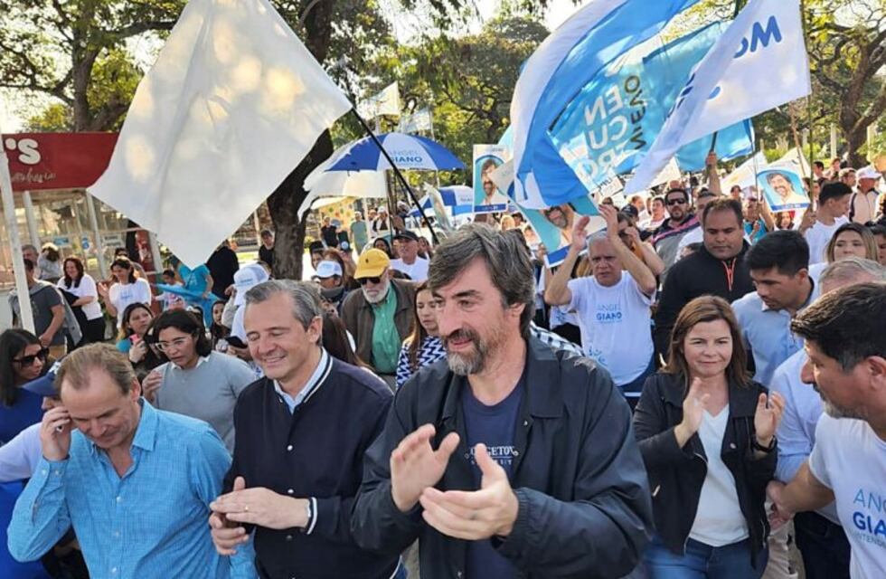 Giano junto a Bordet y Bahl recorrieron la Costanera de Concordia