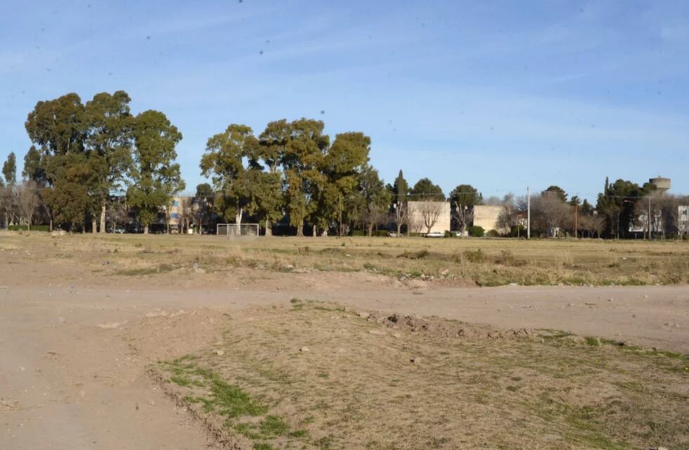 Buscan a un joven que estaba detenido por violación en manada