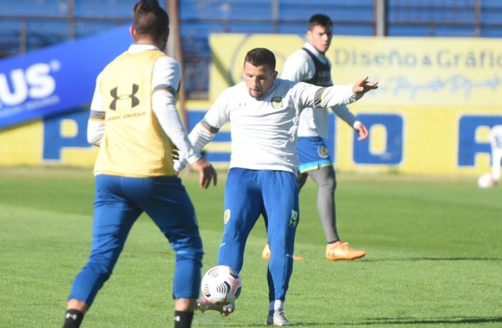 Vecchio está en duda para el primer amistoso de Rosario Central ante Unión