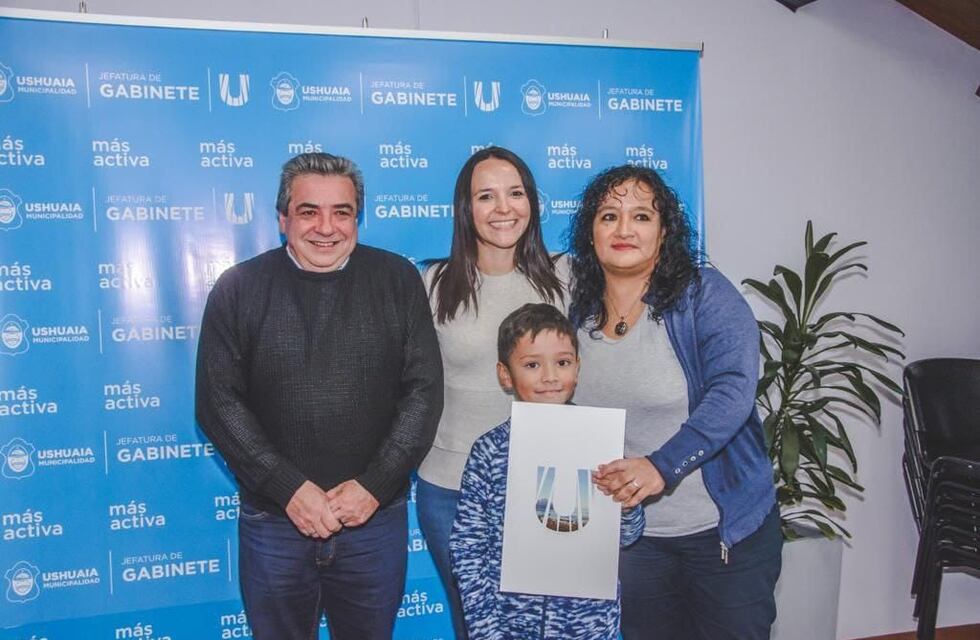 Entregaron en Ushuaia 22 nuevos títulos de propiedad