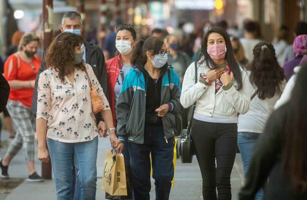Qué actividades restringirían en Mendoza con la llegada de la segunda ola