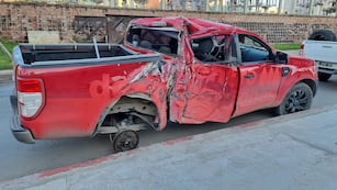 Así quedó la camioneta. (El Doce)