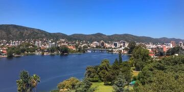 Villa Carlos Paz. Otoño 2021. (Foto: Facebook / Secretaría de Turismo, Deportes y Cultura VCP).