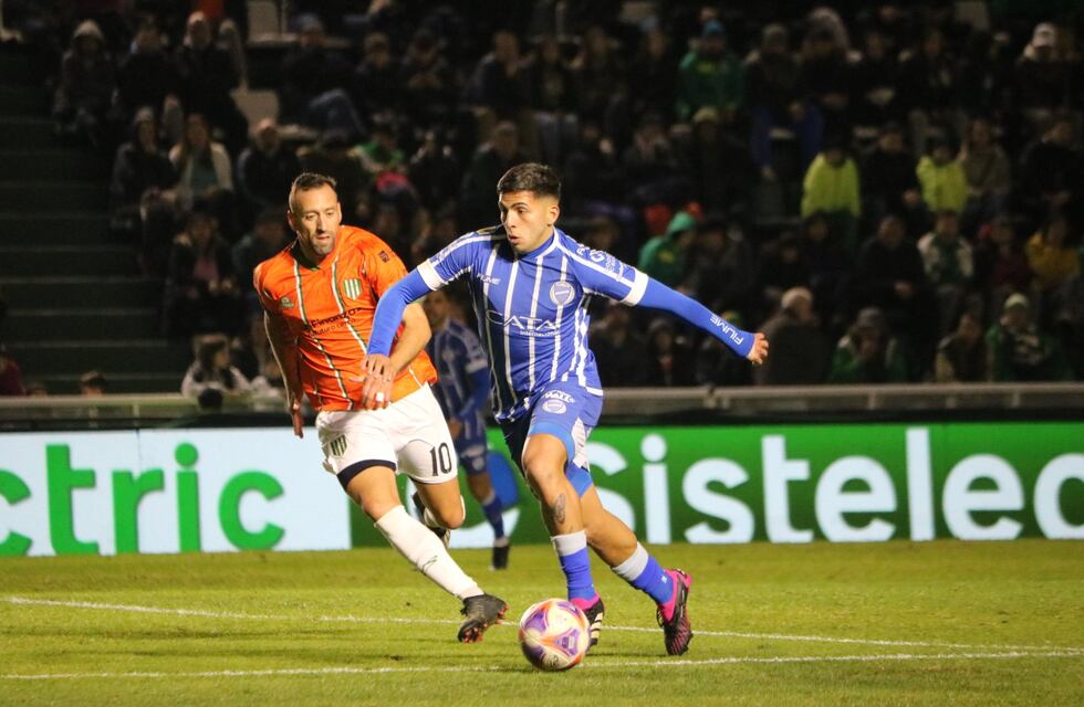 Los jugadores de Godoy Cruz lanzaron un contundente comunicado contra el arbitraje tras las polémicas: “No es casual...”