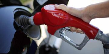 Aumento de combustibles (La Voz).