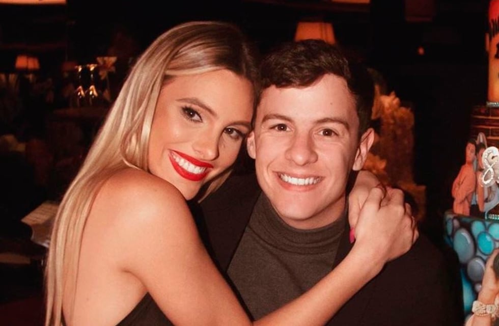 Guaynaa le propuso casamiento a Lele Pons en pleno show