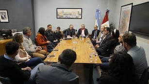 Reunión entre la Provincia, Fiscalía general y Cámaras comerciales por falsos rumores de saqueos