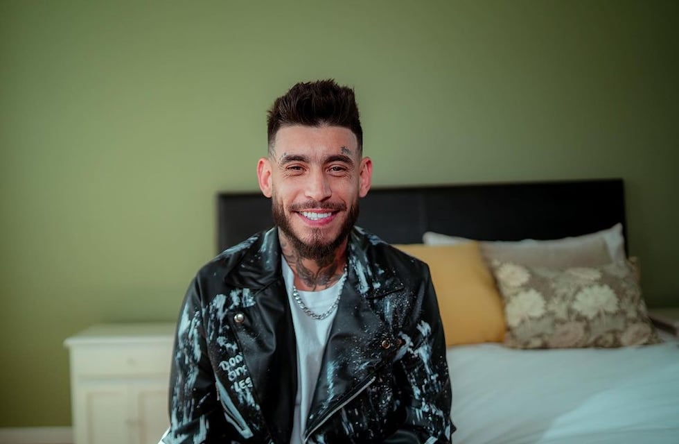 Se conocieron las primeras fotos de Ulises Buenos junto a su nueva novia