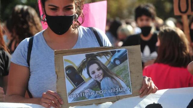 Úrsula Bahillo, en la foto inferior, fue víctima de un femicidio. La justicia condenó con prisión perpetua al asesino. (Gentileza Clarín/Lucía Merle)