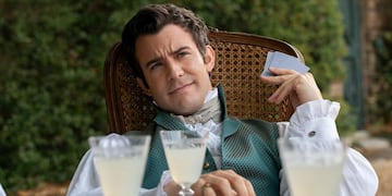Quién es Luke Thompson, el apuesto protagonista de la cuarta temporada de Bridgerton.