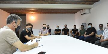 Luis Castellano encabezó una reunión con artistas musicales de nuestra ciudad