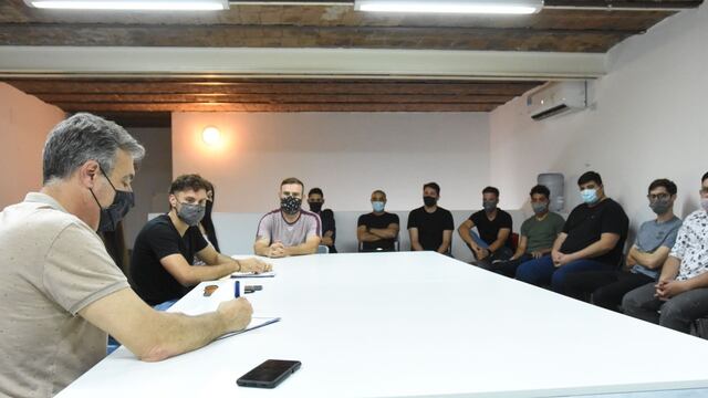 Luis Castellano encabezó una reunión con artistas musicales de nuestra ciudad