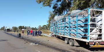 El plantel de Unión de Santa Fe sufrió un acccidente en su camino a Córdoba y 8 personas sufrieron heridas breves. / Gentileza.