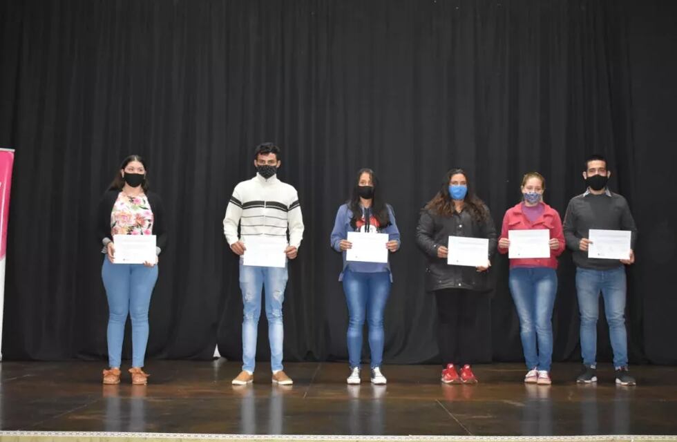 Montecarlo: buscan mayores alternativas para insertar laboralmente a los jóvenes