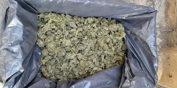Parte de los elementos incautados en barrio Villa Páez.