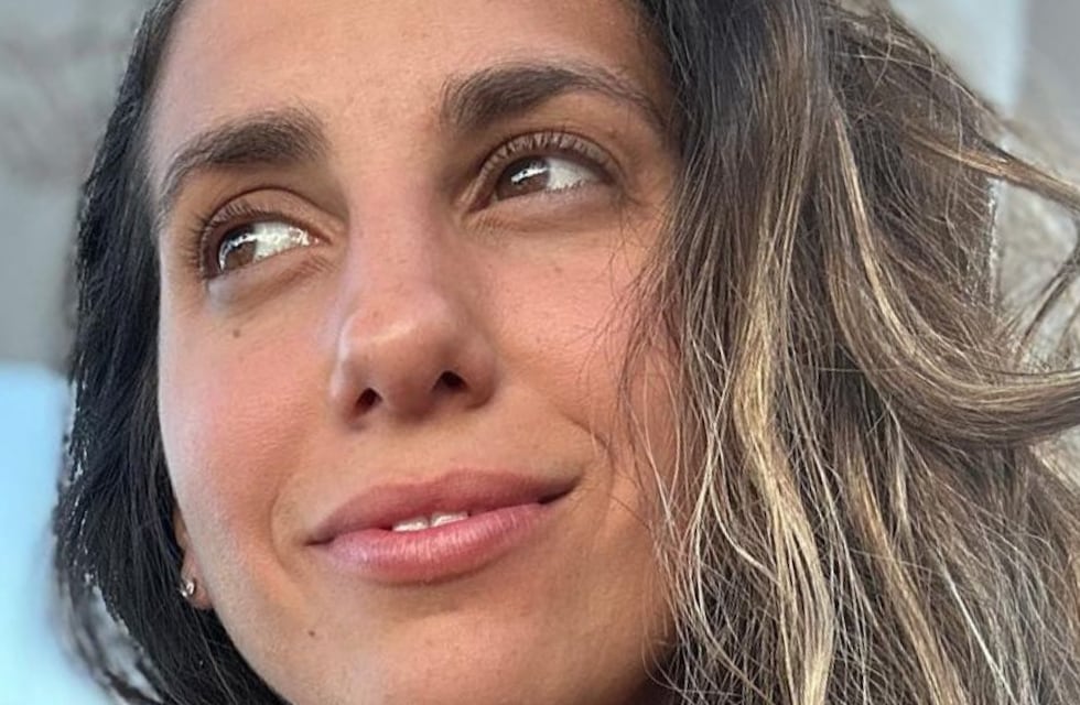 Cinthia Fernández desafió los límites de la censura al bajarse el pantalón en Instagram