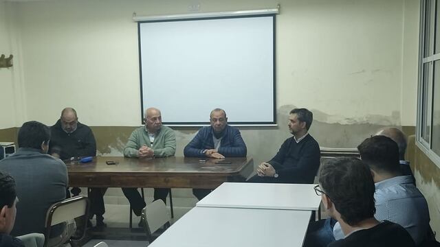 Sánchez se reunió con directivos del Centro de Formación Profesional de Tres Arroyos