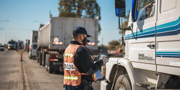 Puesto de control en San Carlos, San Juan.
Prensa SI / San Juan
