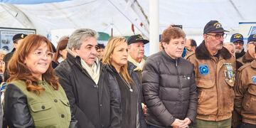 Tradicional carpa en la Plaza Islas Malvinas