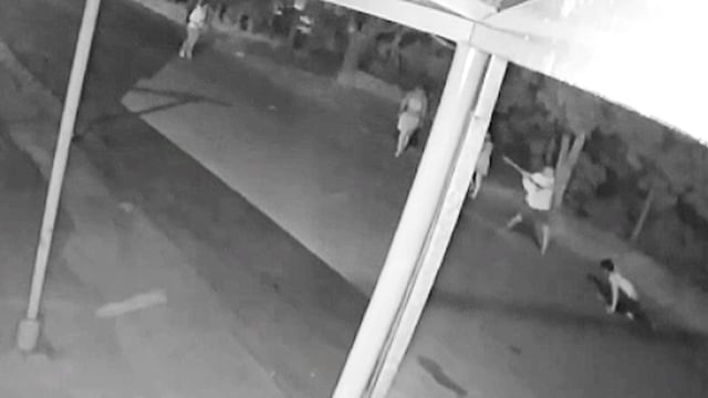 Leandro N. Alem: amenazó a su pareja con prender fuego la casa y terminó golpeado por familiares.