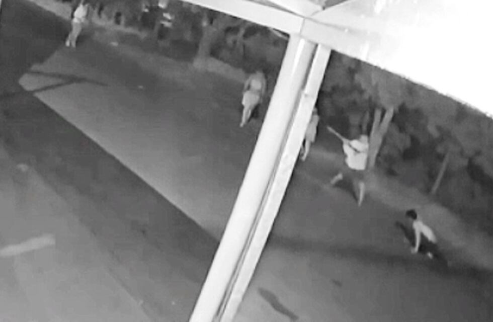 Leandro N. Alem: amenazó a su pareja con prender fuego la casa y terminó golpeado por familiares