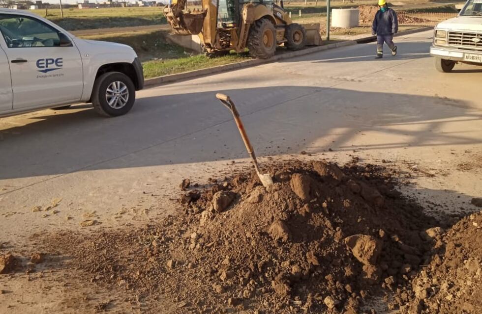 Una retroexcavadora dejó a varios barrios sin energía eléctrica