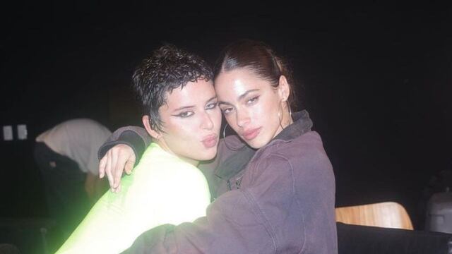 Nathy Peluso junto a Tini Stoessel