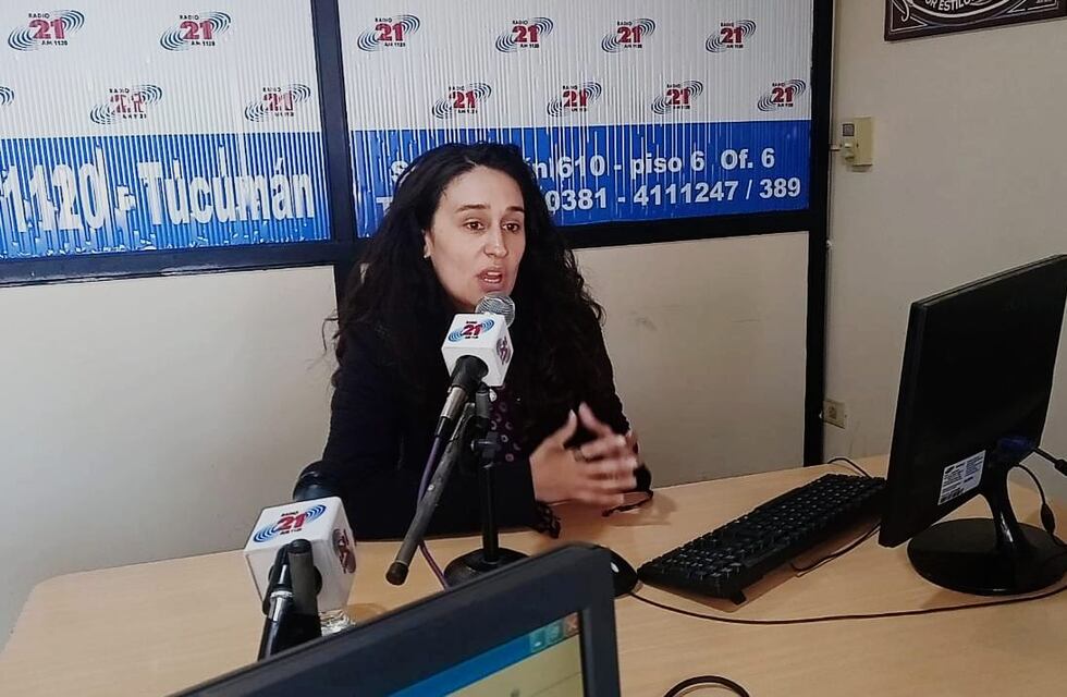 Luciana Vega, coordinadora de la Subcomisión de Recursos Humanos explicó las funciones que cumplen