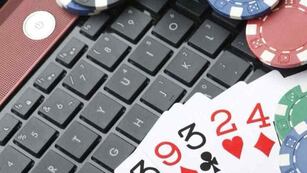 Crece las apuestas virtuales entre jóvenes. (La Voz/archivo)