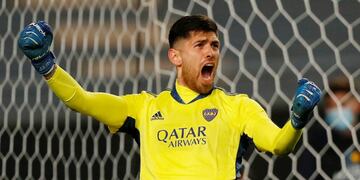 Agustín Rossi tapó el primer penal de la serie.