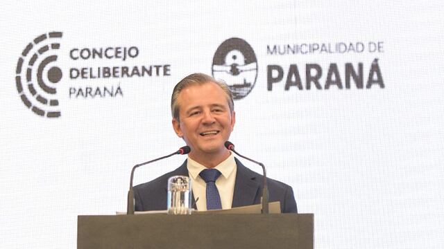 Adan Bahl dió incio a las sesiones del Concejo Deliberante de Paraná.
