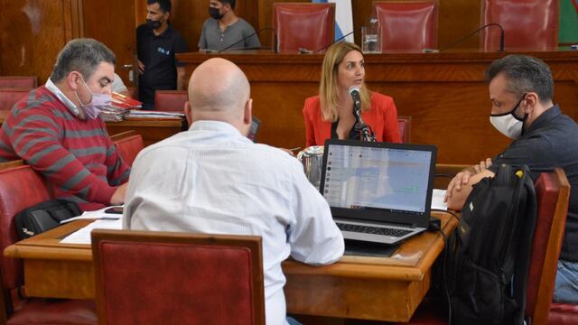 “En un Concejo de puertas abiertas, hacemos hincapié en la cercanía con los vecinos y vecinas, la transparencia y la modernización administrativa”