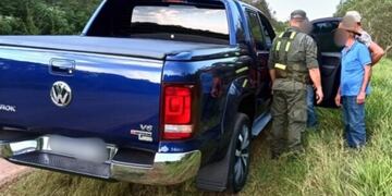 Transportaba en camioneta más de 40 mil dólares y terminó demorado en El Soberbio.