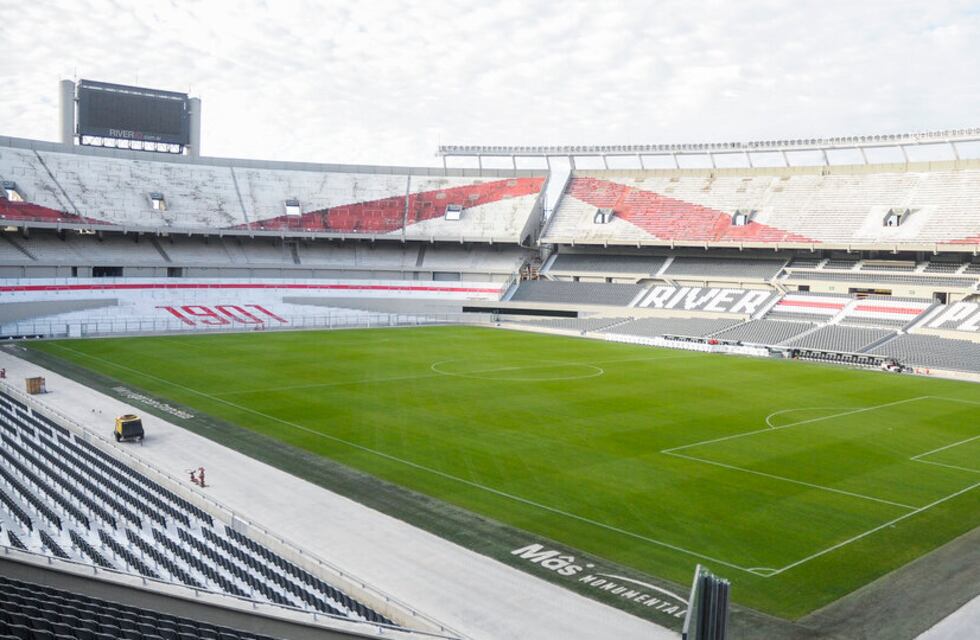 Conoció el estadio de River y no pudo contener las lágrimas: la emoción de un cordobés que se hizo viral