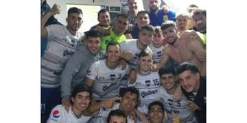 Quilmes clasificó a la próxima fase del Torneo Regional Amateur