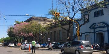 Habrá controles en los primeros días de implementación de los nuevos semáforos en Av. Santa Fe