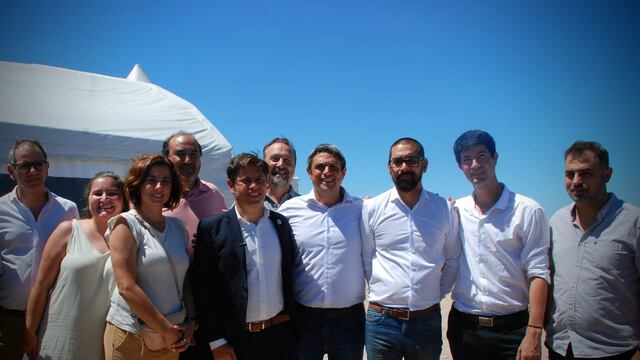 El Gobernador de la Provincia de Buenos Aires el Dr. Axel Kicillof visitó, junto a su equipo y en compañía de referentes del Frente de Todos Coronel Rosales, el Parque Eólico Pampa Energía IV.