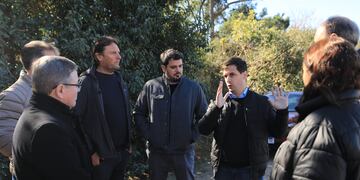 el intendente Leonardo Viotti recorrió la obra de pavimentación del Camino Público Nº 6