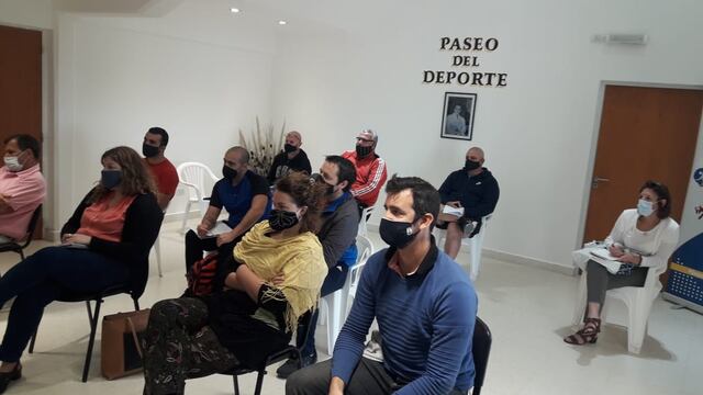 Reunión por apertura de Colonias de Vacaciones y natatorios