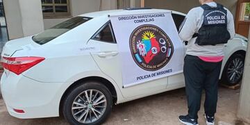 Secuestran un auto que habría atropellado a una motociclista y se dio a la fuga en Posadas.