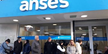 Quiénes podrán cobrar el bono de $45.000 que dará el Estado.