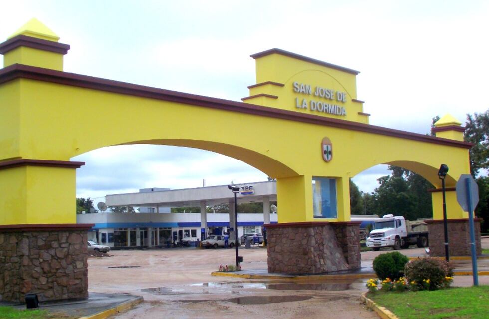 Policía cordobés organizó una fiesta, había casos de coronavirus y prevén un brote